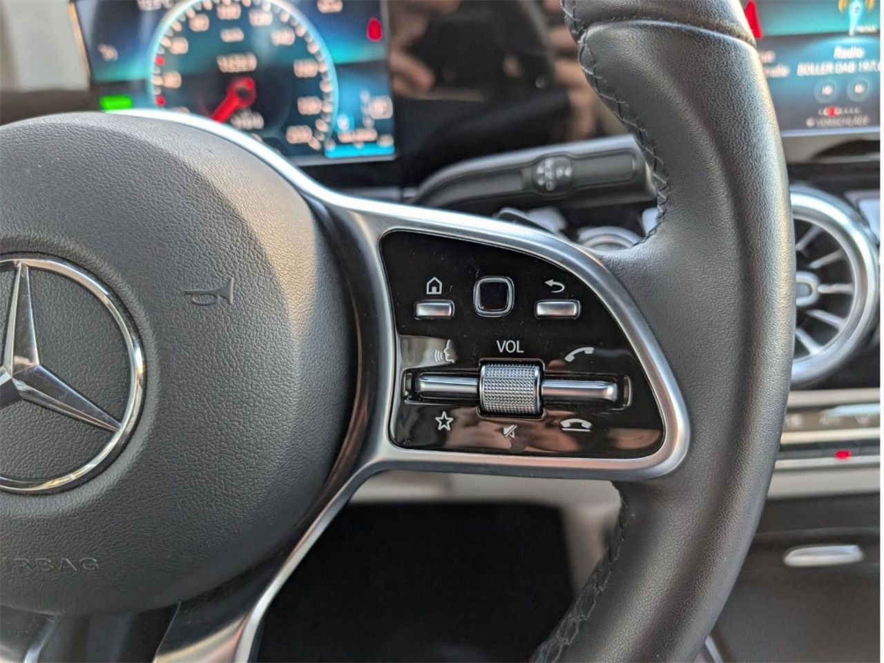 Fahrzeugbild 19 / 25