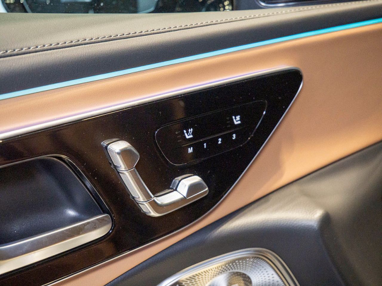 Mercedes-Benz E-Klasse – Bild 14