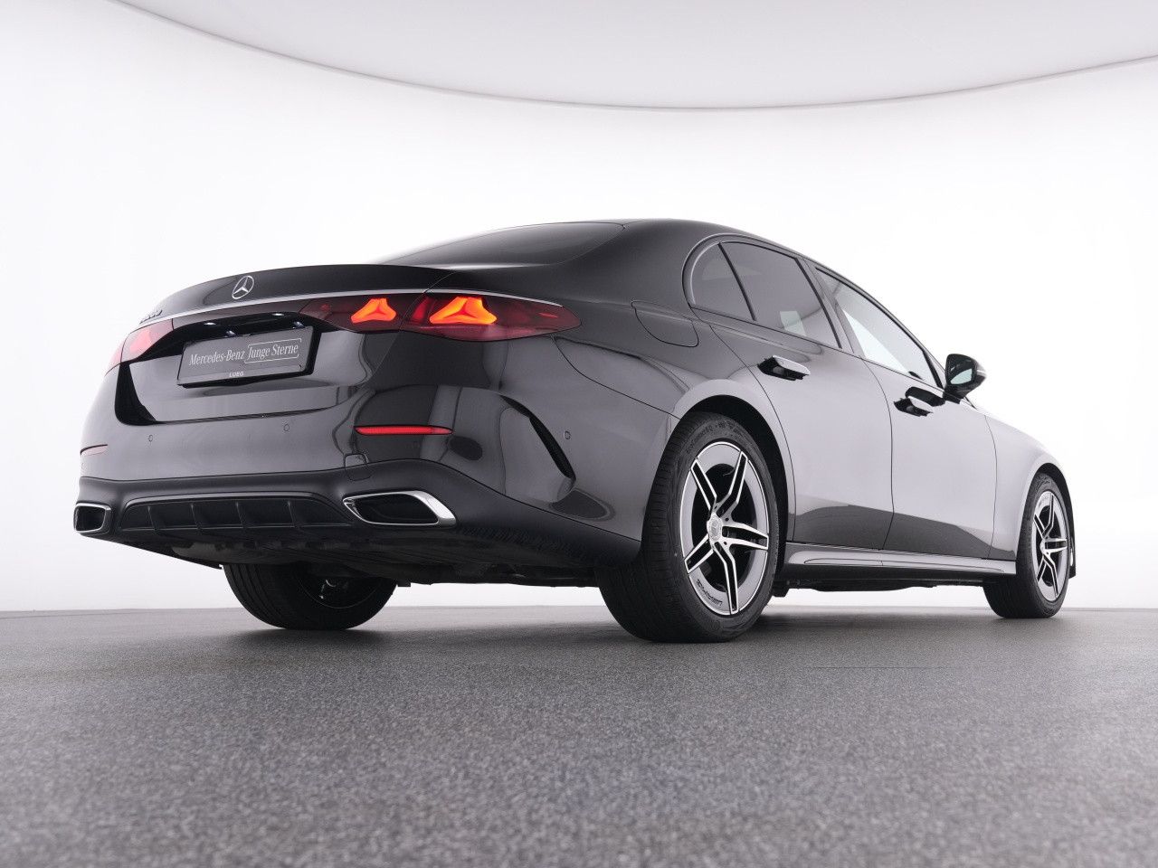 Mercedes-Benz E-Klasse – Bild 7
