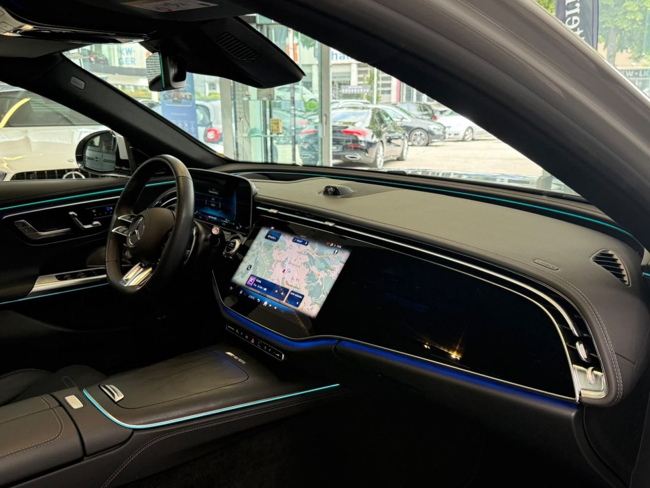 Mercedes-Benz E-Klasse – Bild 24