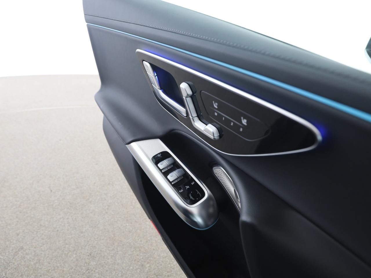 Mercedes-Benz E-Klasse – Bild 13