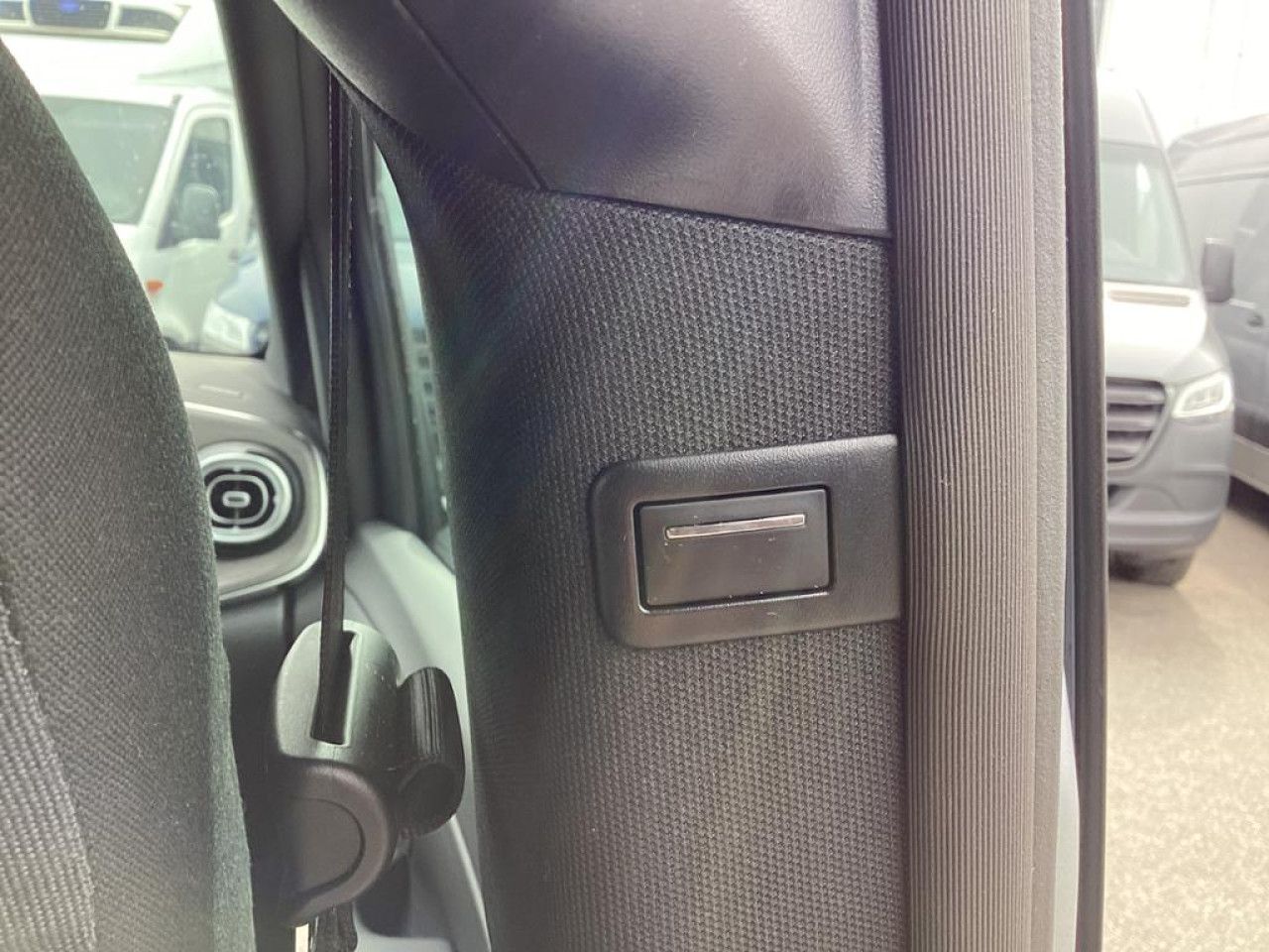 Fahrzeugbild 13 / 24