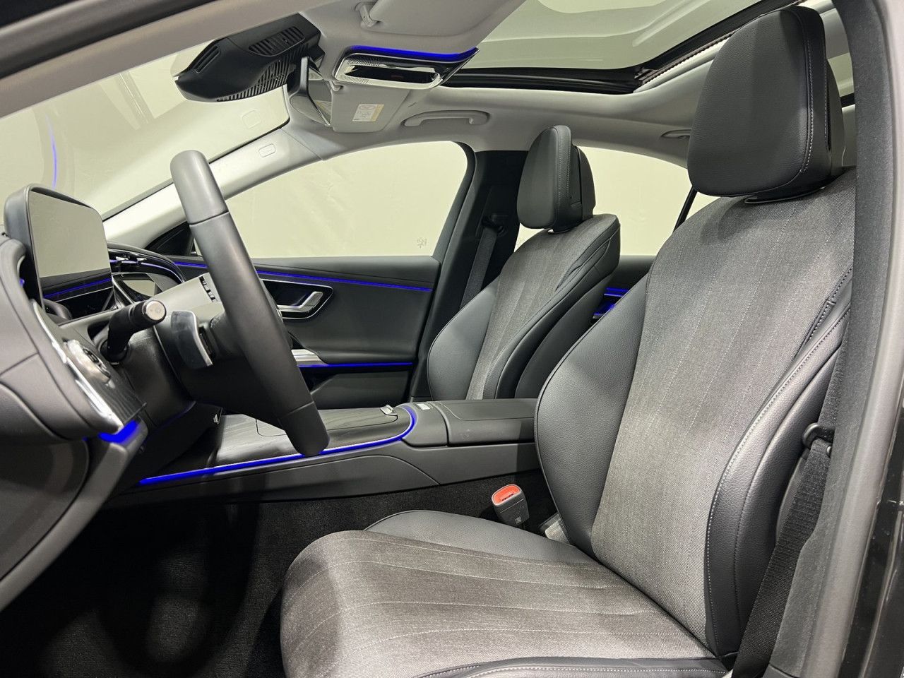 Mercedes-Benz E-Klasse – Bild 6
