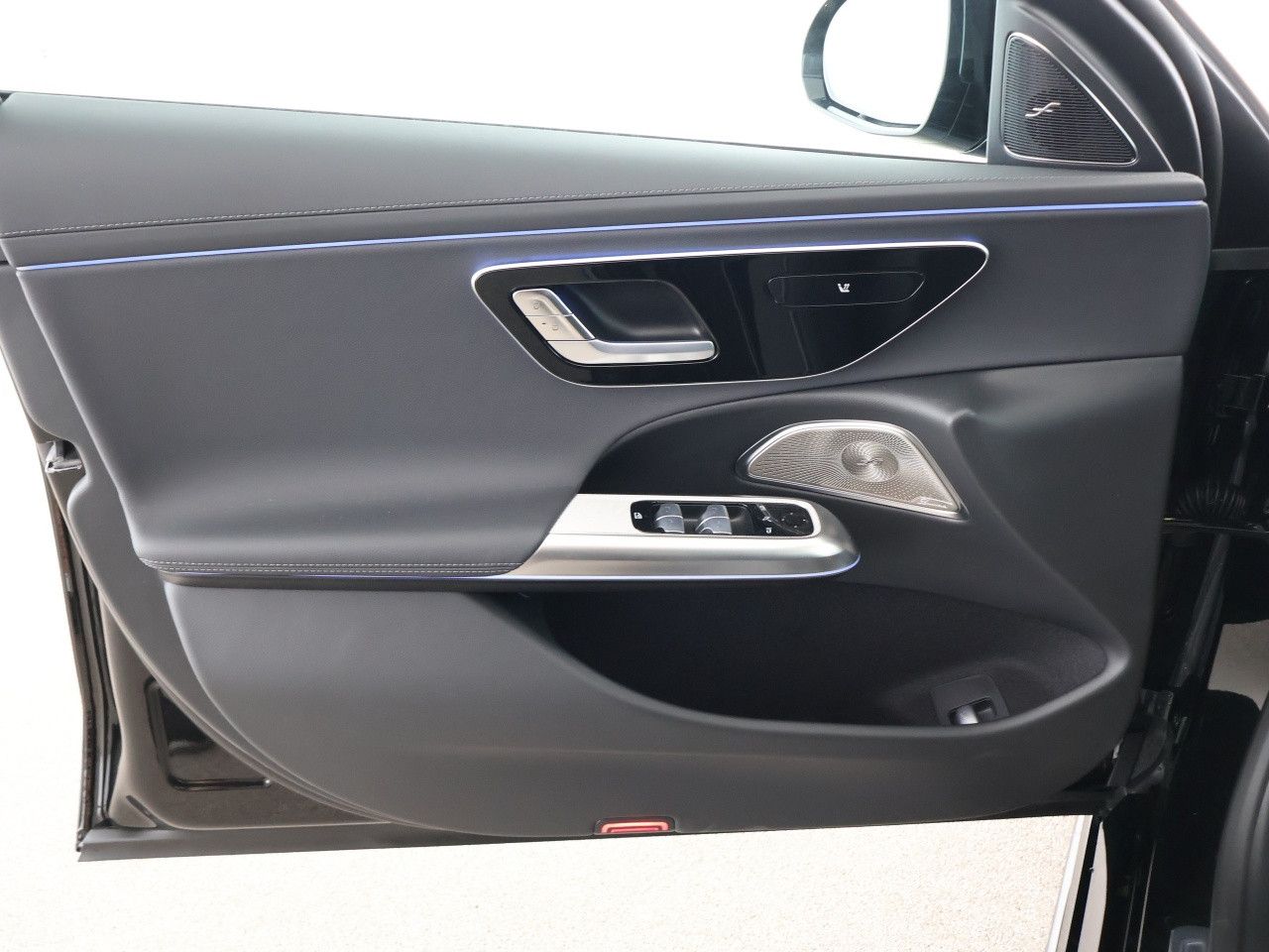 Mercedes-Benz E-Klasse – Bild 12