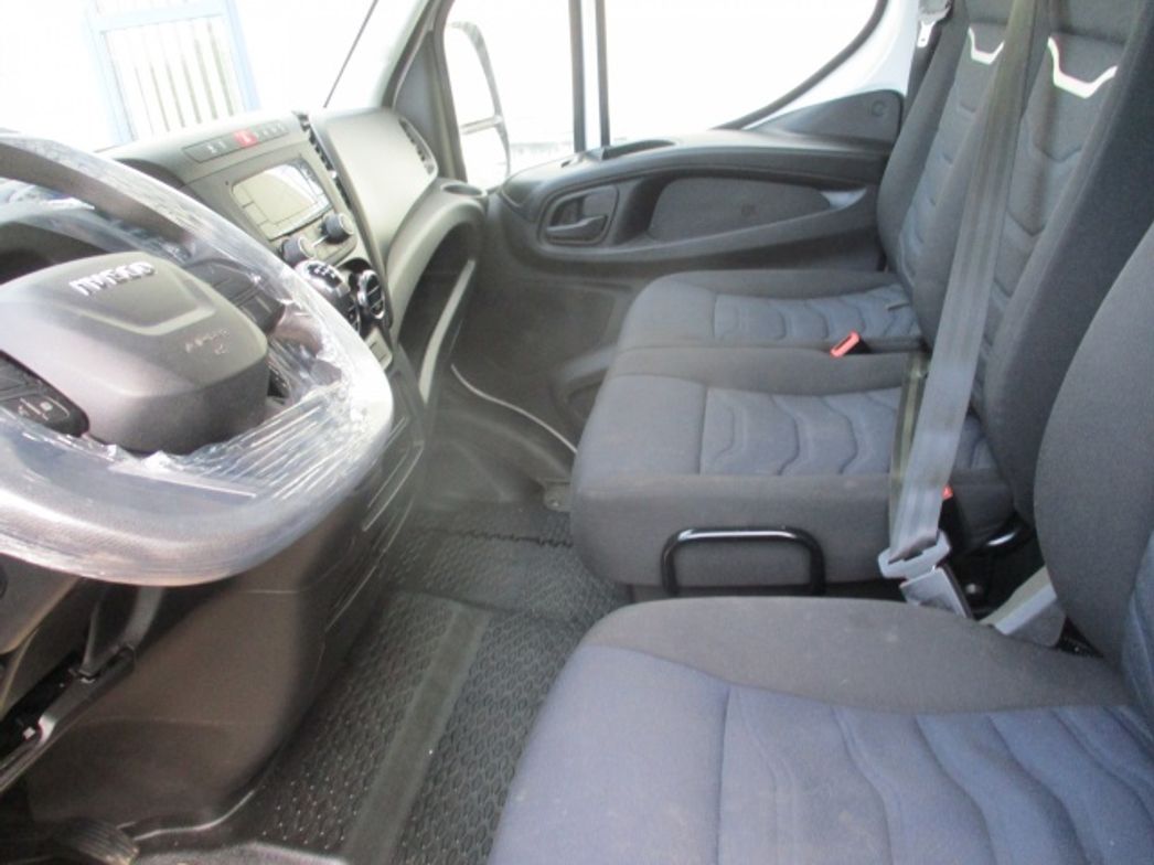 IVECO | BOX+SPONDA