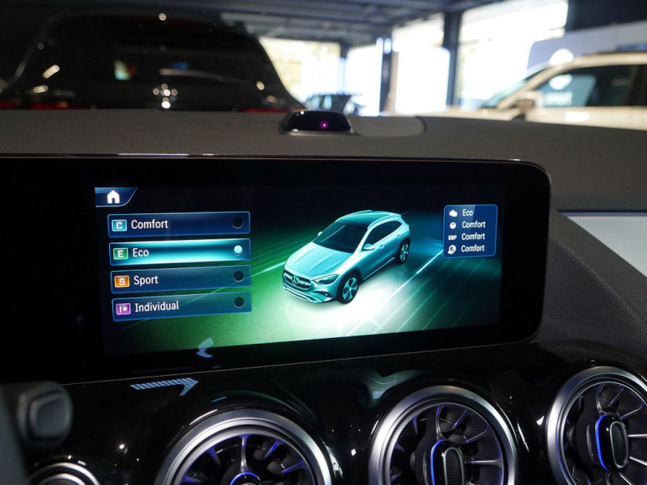 Mercedes-Benz GLA – Bild 18