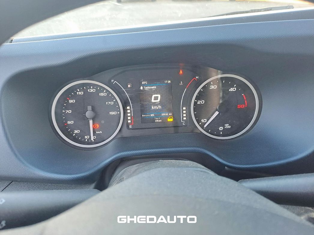 IVECO | DAILY 35C14 A METANO BOX IN LEGA