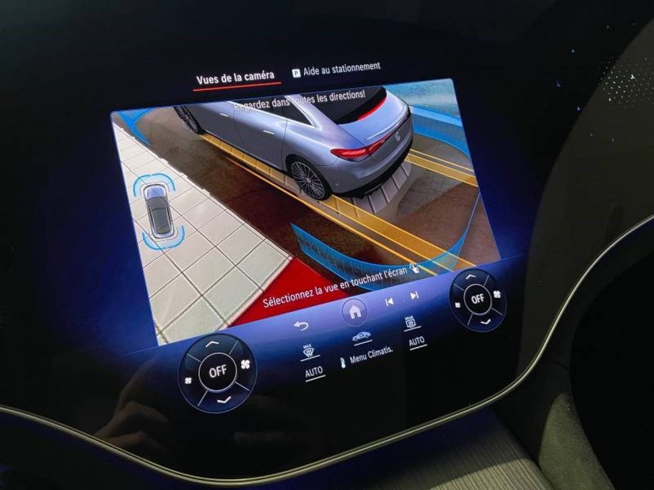 Photo du v&eacute;hicule 16 / 18