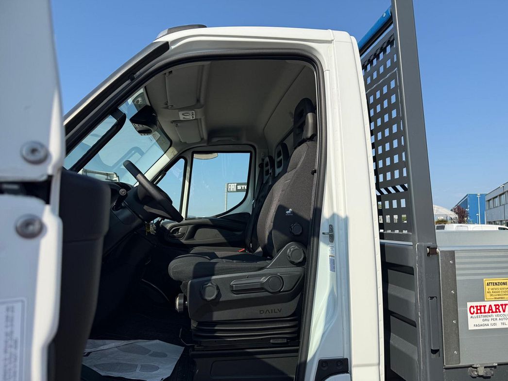 IVECO | DAILY 35S18 H 4X4 RIB. TRILATERALE