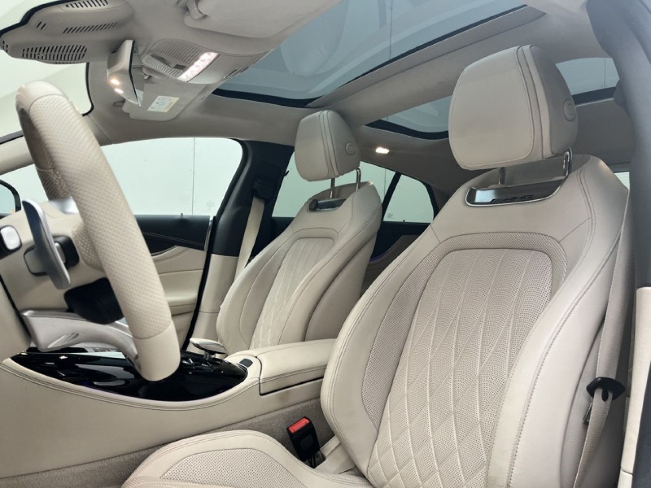 Photo du véhicule 16 / 18