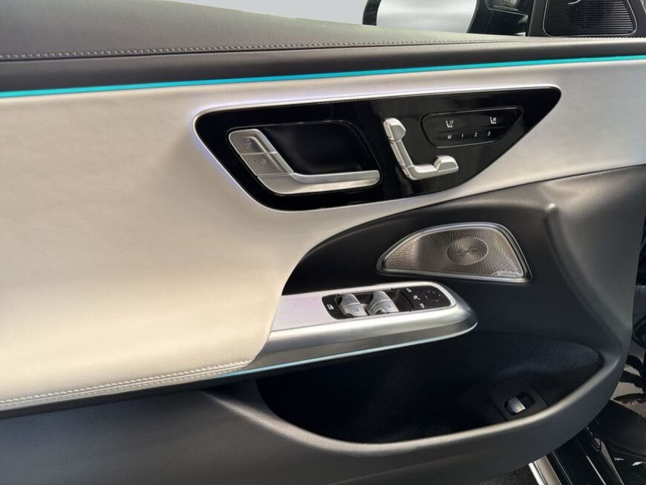 Mercedes-Benz E-Klasse – Bild 20