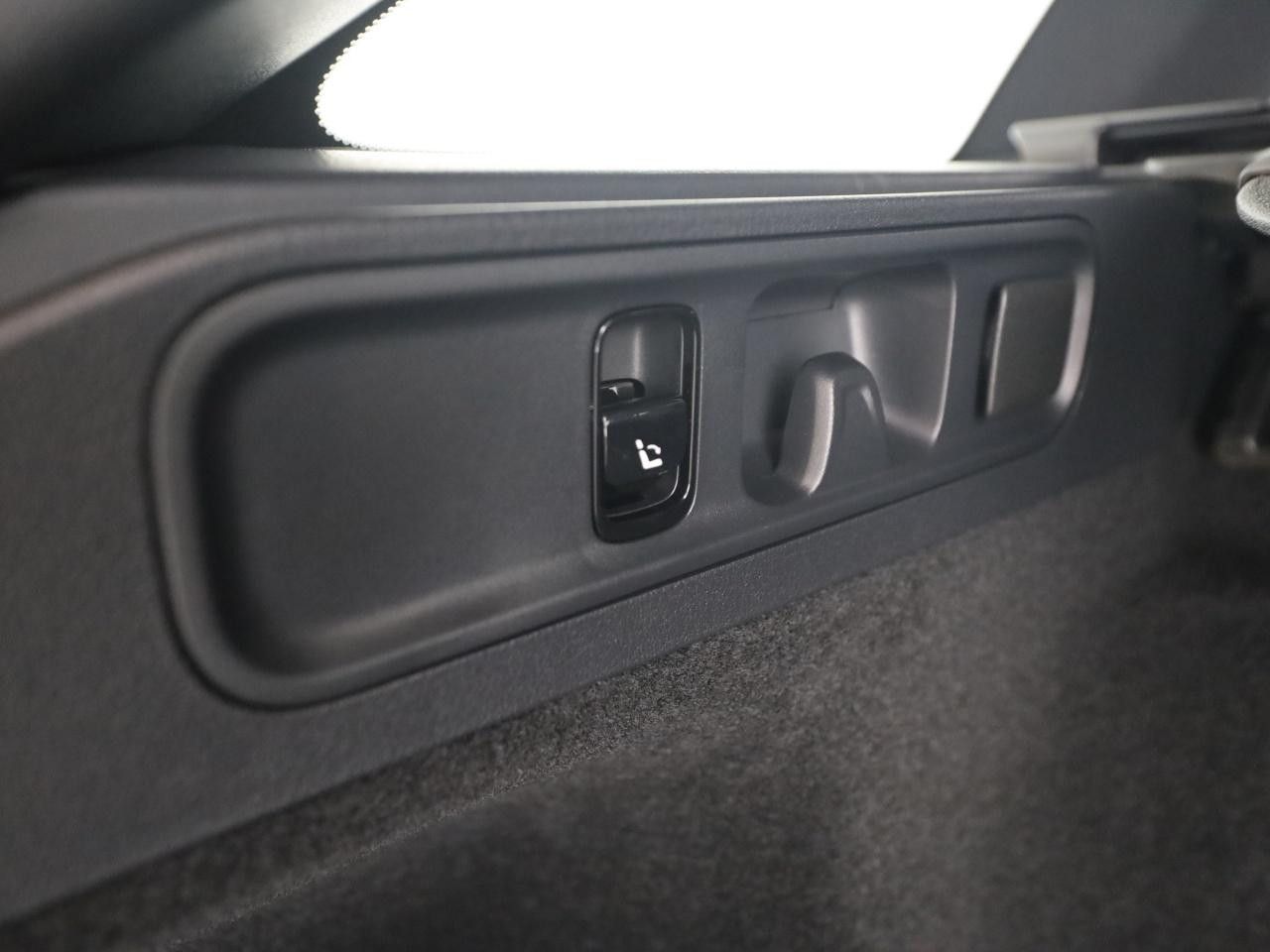 Mercedes-Benz C-Klasse – Bild 23