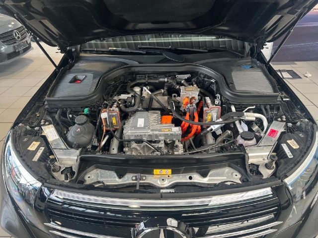 Mercedes-Benz EQC 400  AMG Line