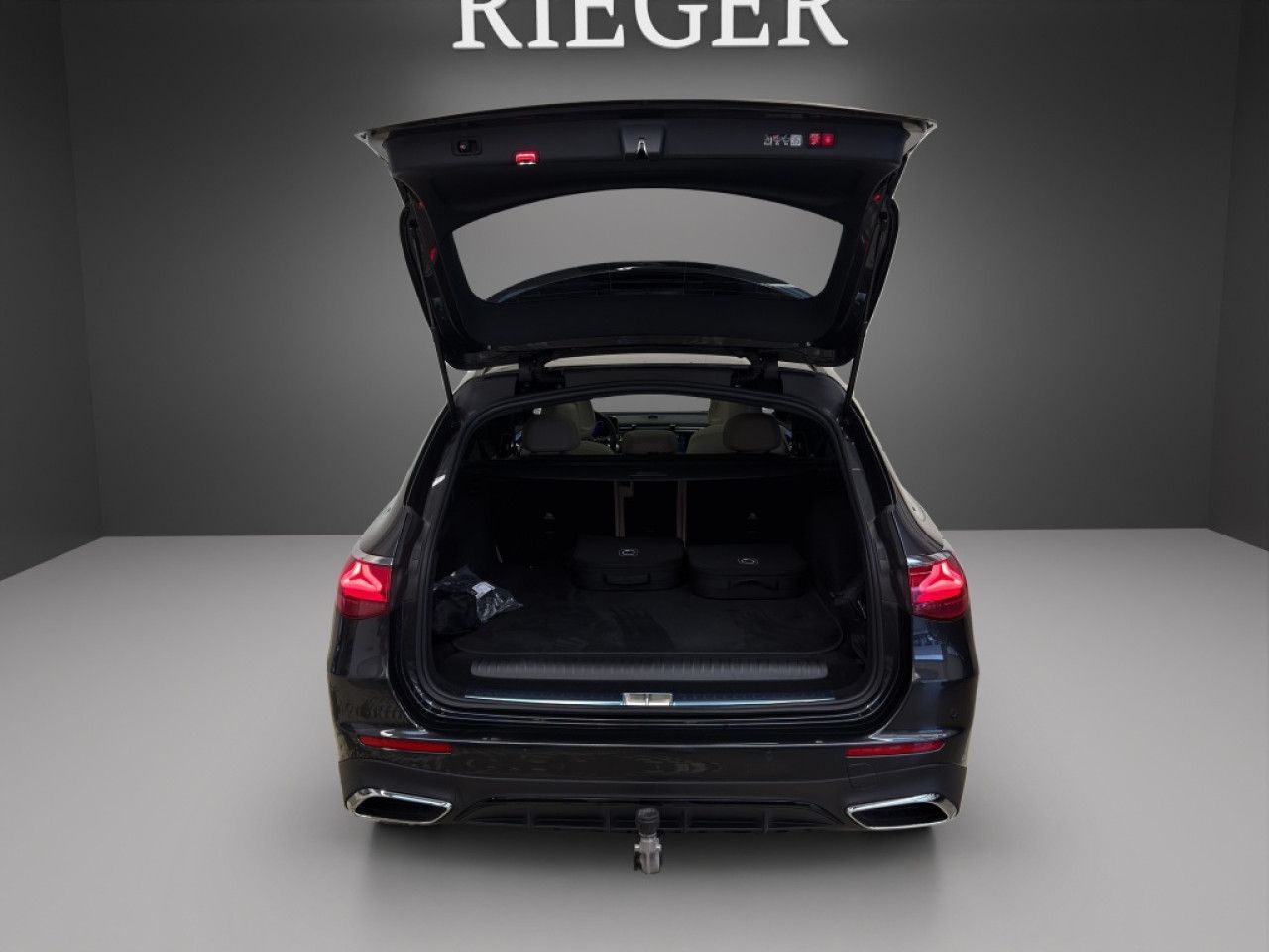 Mercedes-Benz E-Klasse – Bild 12