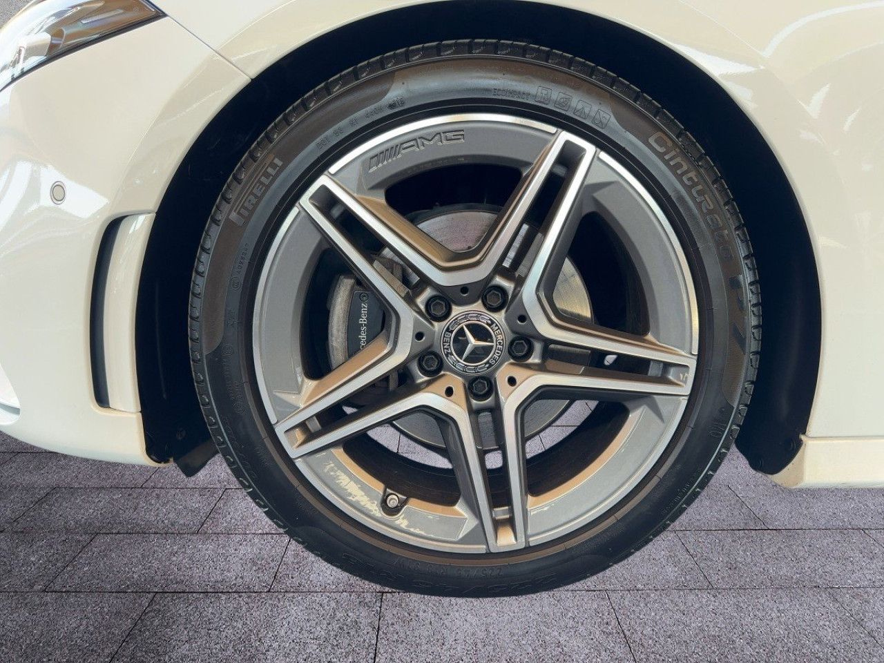 Fahrzeugbild 13 / 15