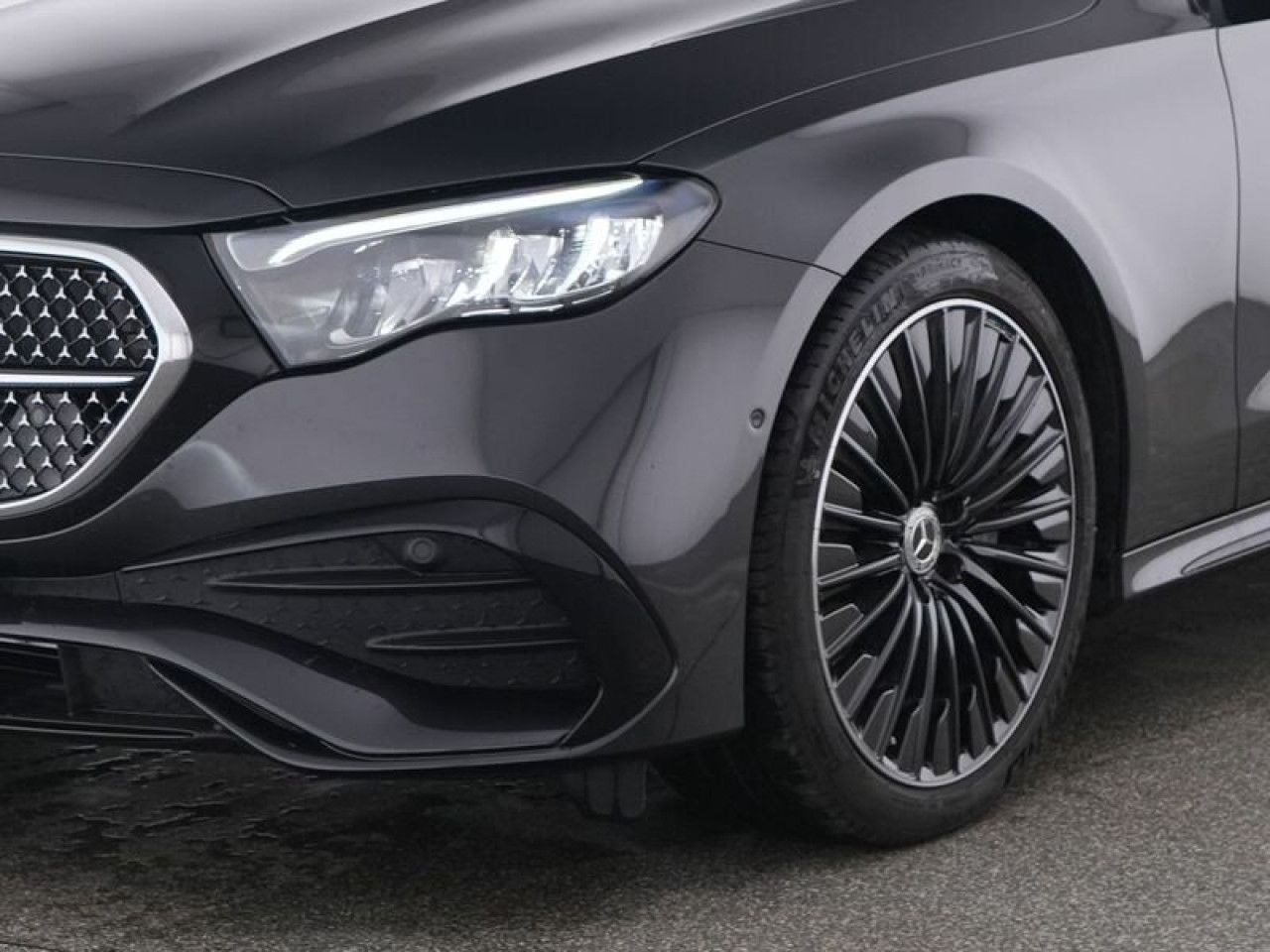 Mercedes-Benz E-Klasse – Bild 3