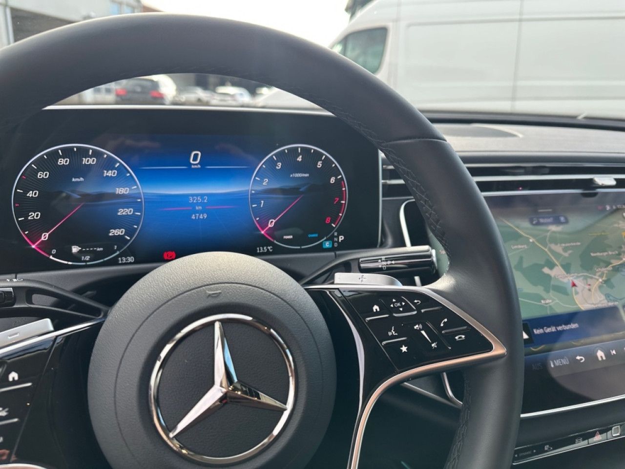 Mercedes-Benz E-Klasse – Bild 13