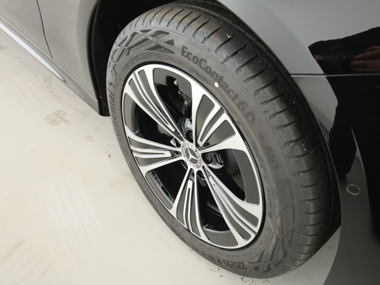 Mercedes-Benz E-Klasse – Bild 21