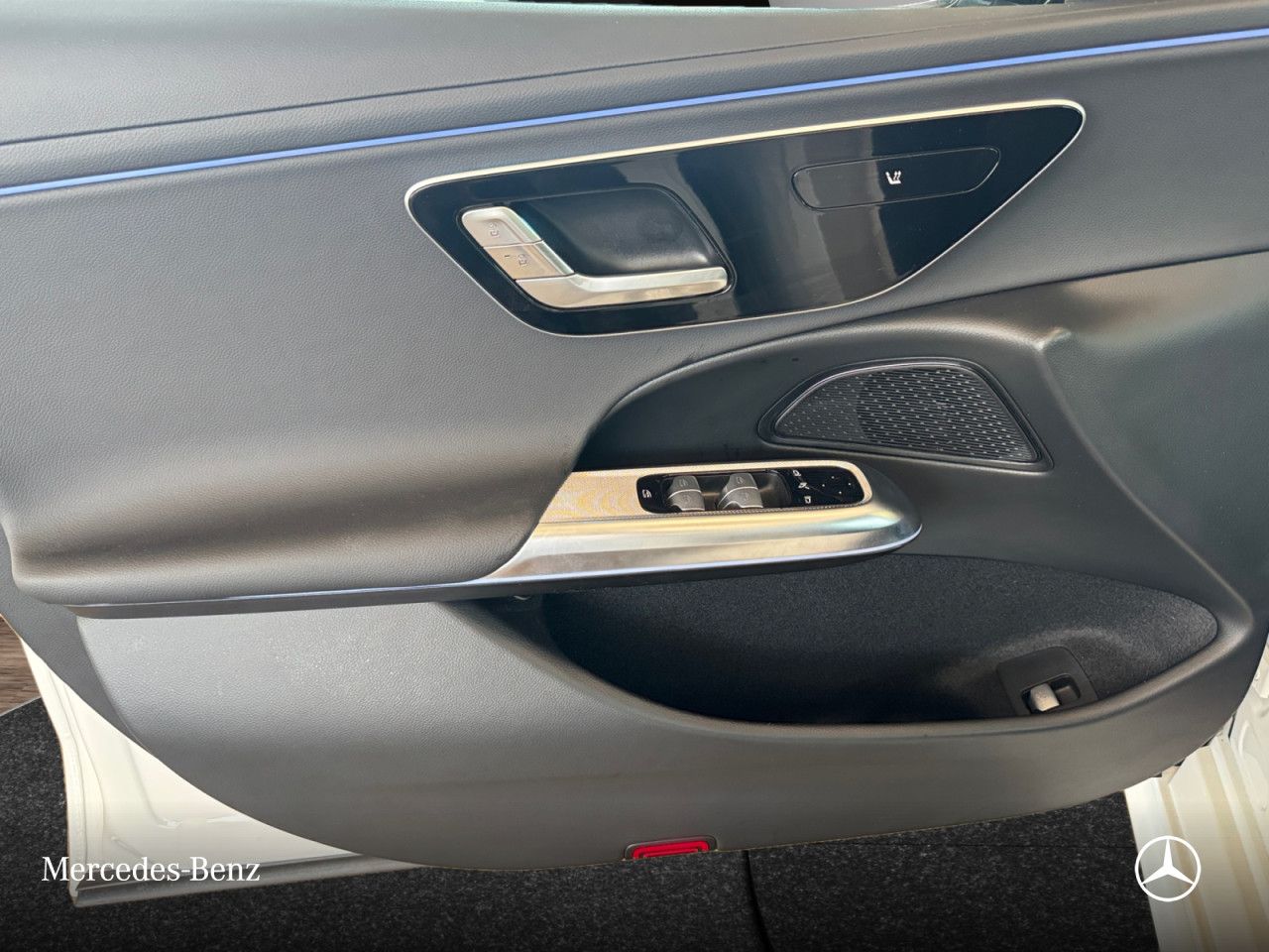 Mercedes-Benz E-Klasse – Bild 14