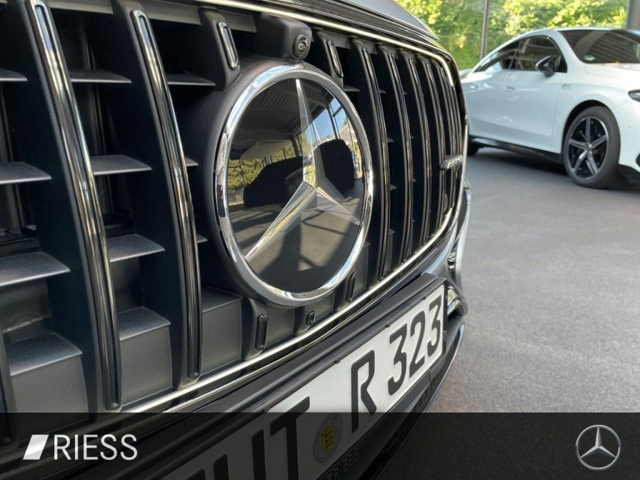 Mercedes-Benz E-Klasse – Bild 21