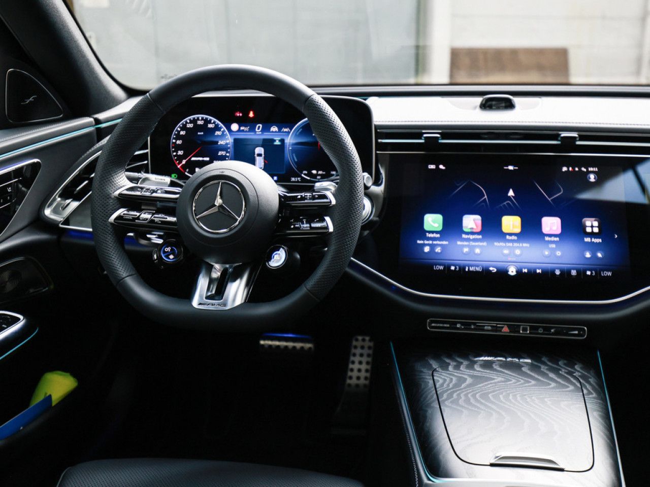 Mercedes-Benz E-Klasse – Bild 8