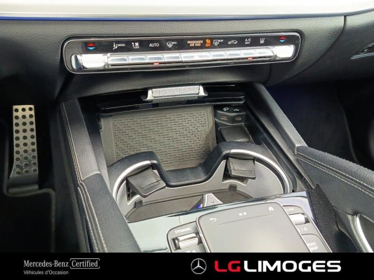 Photo du v&eacute;hicule 15 / 18