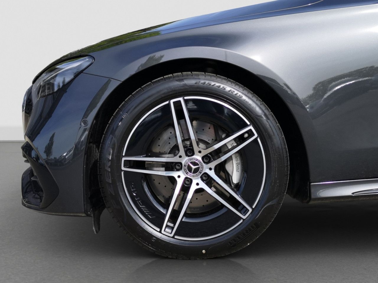 Mercedes-Benz E-Klasse – Bild 20