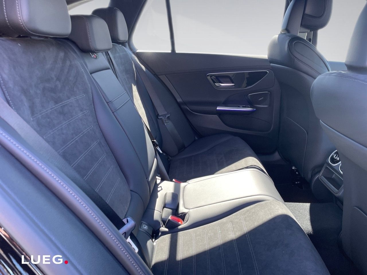 Mercedes-Benz C-Klasse – Bild 8