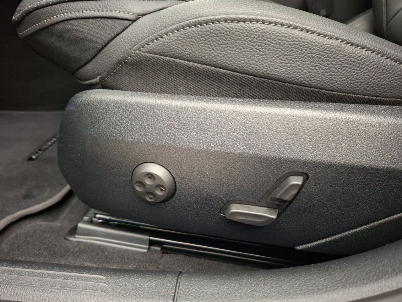 Mercedes-Benz C-Klasse – Bild 25