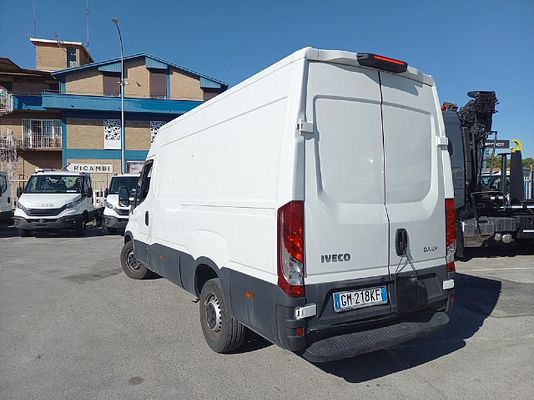 Immagine del veicolo 4 / 5