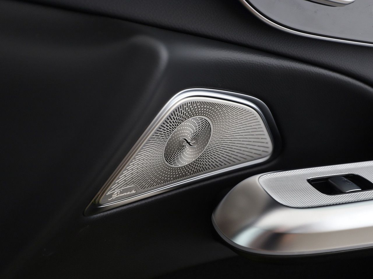 Mercedes-Benz E-Klasse – Bild 20