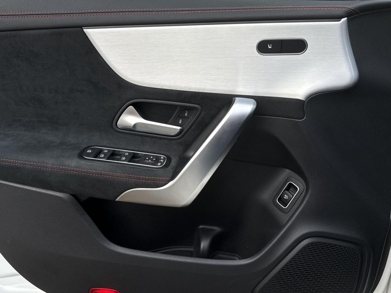 Zdjęcie pojazdu 19 / 22