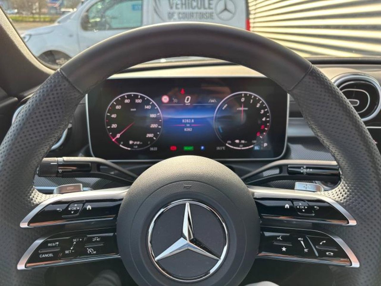 Photo du v&eacute;hicule 15 / 15