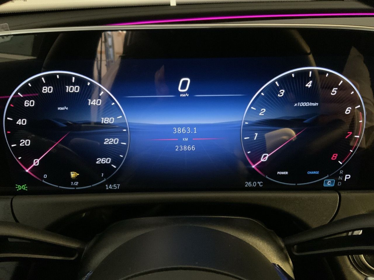 Mercedes-Benz E-Klasse – Bild 11