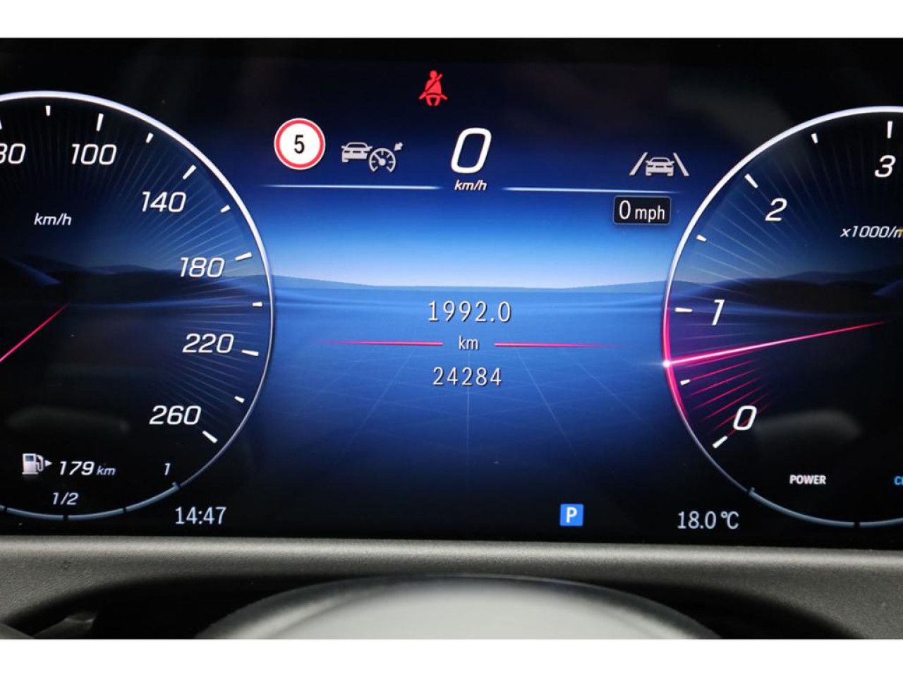 Mercedes-Benz E-Klasse – Bild 17