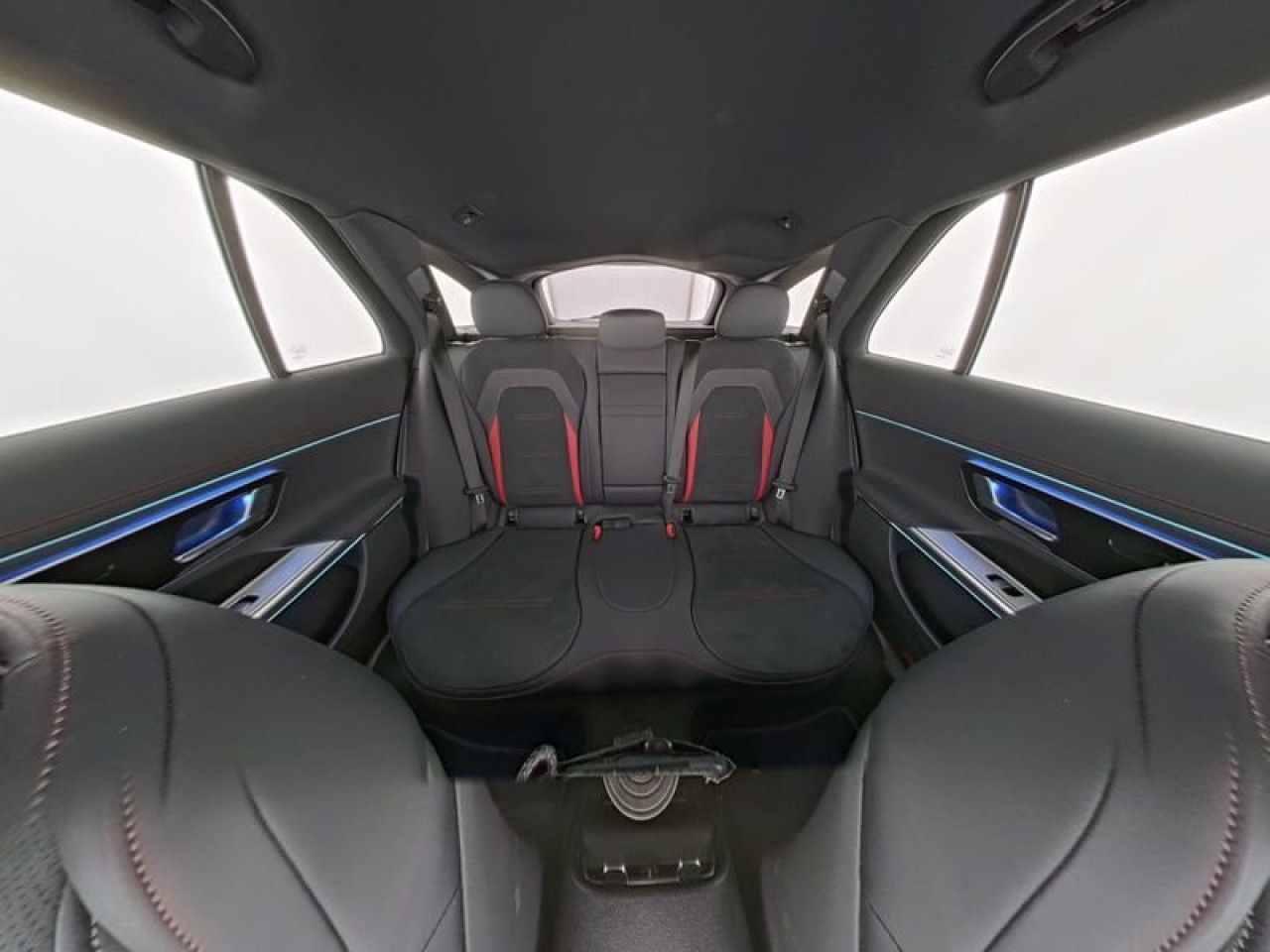 Mercedes-Benz E-Klasse – Bild 8
