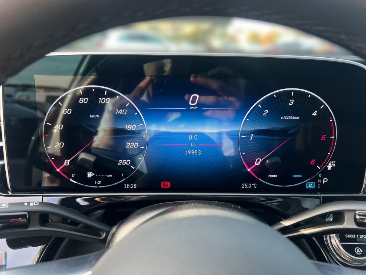 Mercedes-Benz E-Klasse – Bild 13