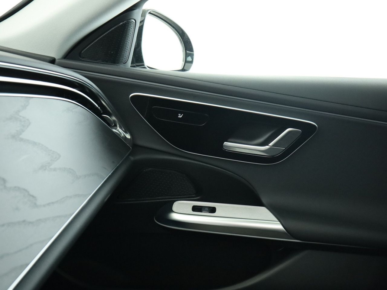 Mercedes-Benz E-Klasse – Bild 16