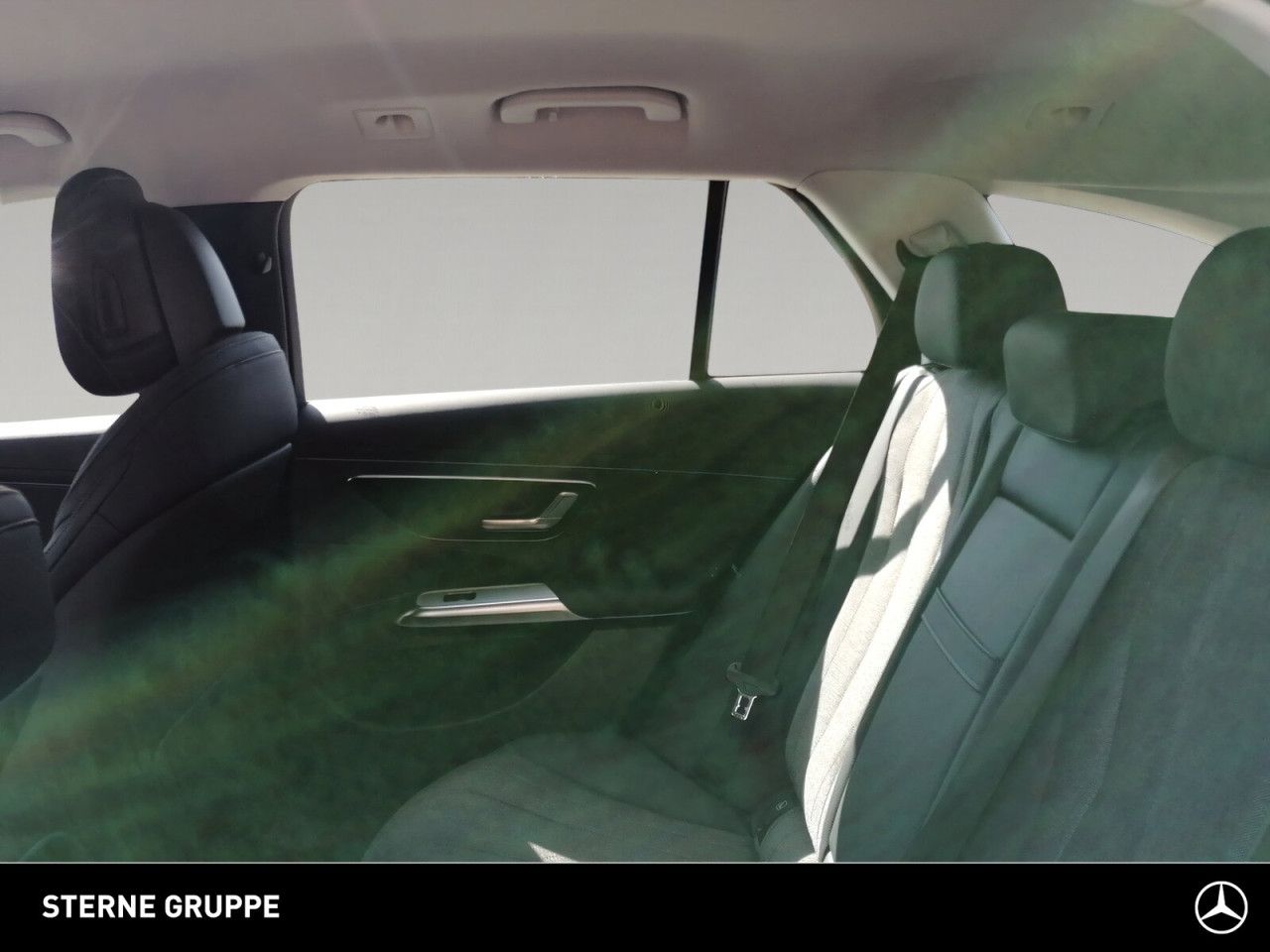 Mercedes-Benz E-Klasse – Bild 12
