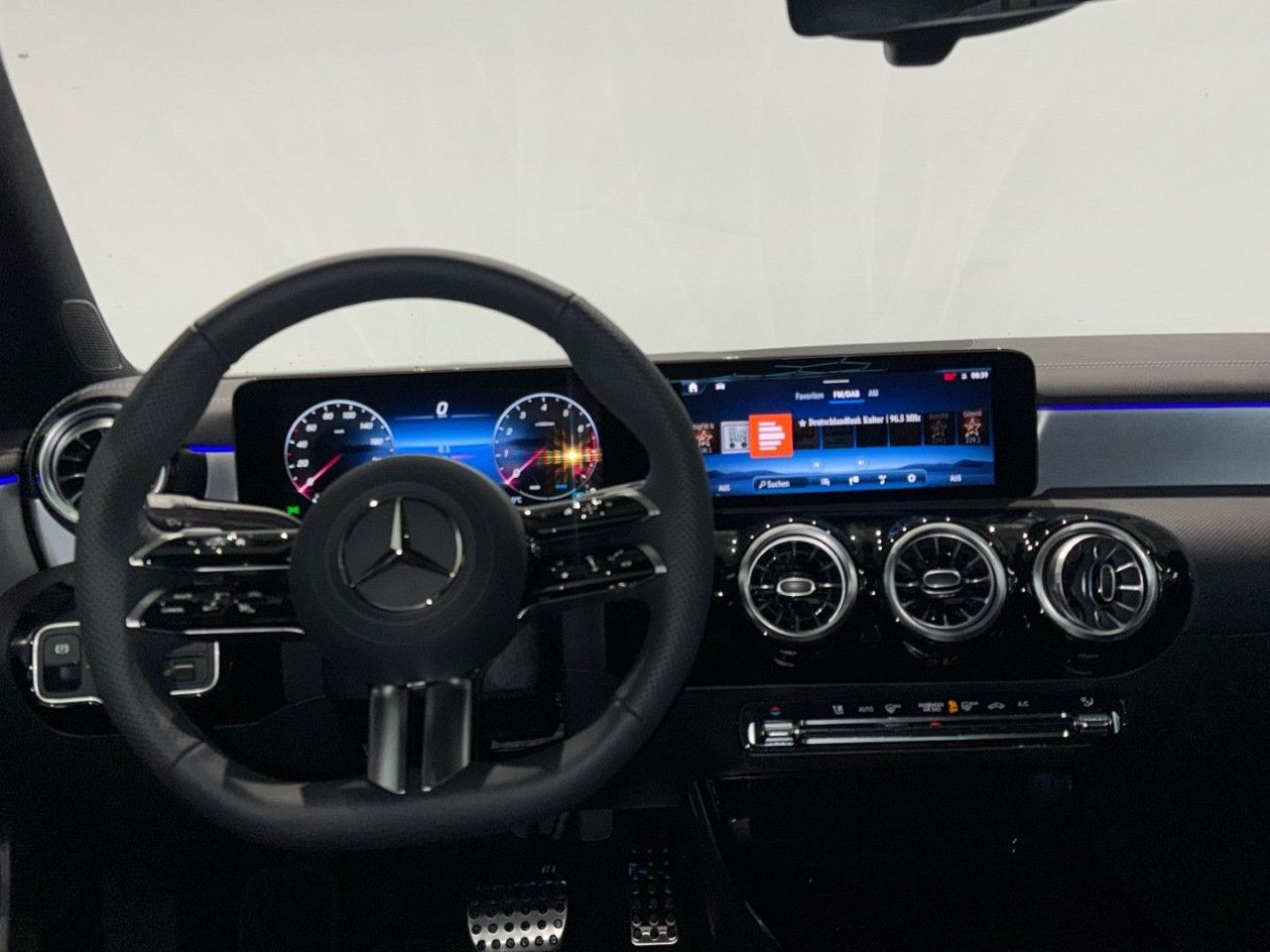 Mercedes-Benz CLA – Bild 6
