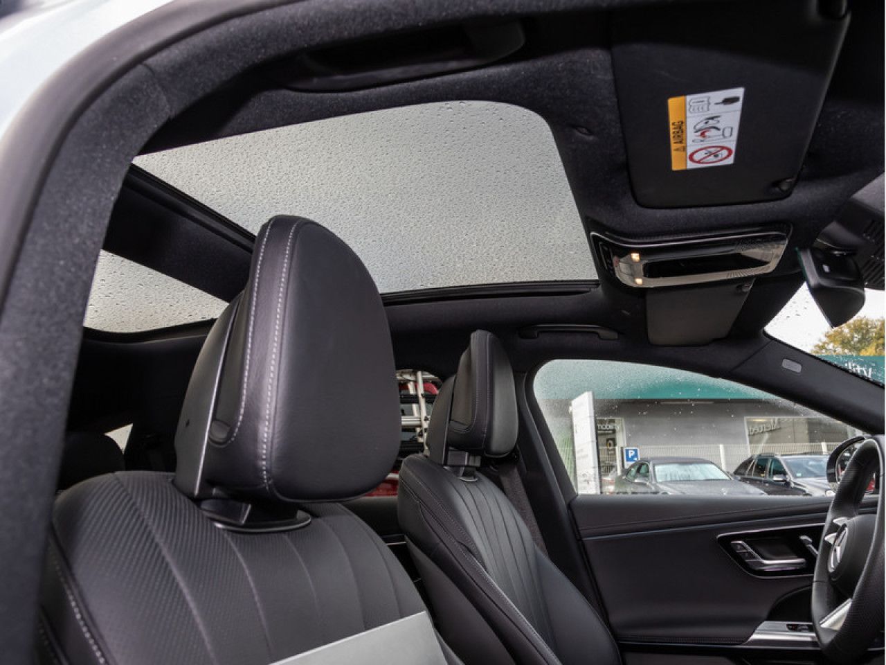 Mercedes-Benz E-Klasse – Bild 10