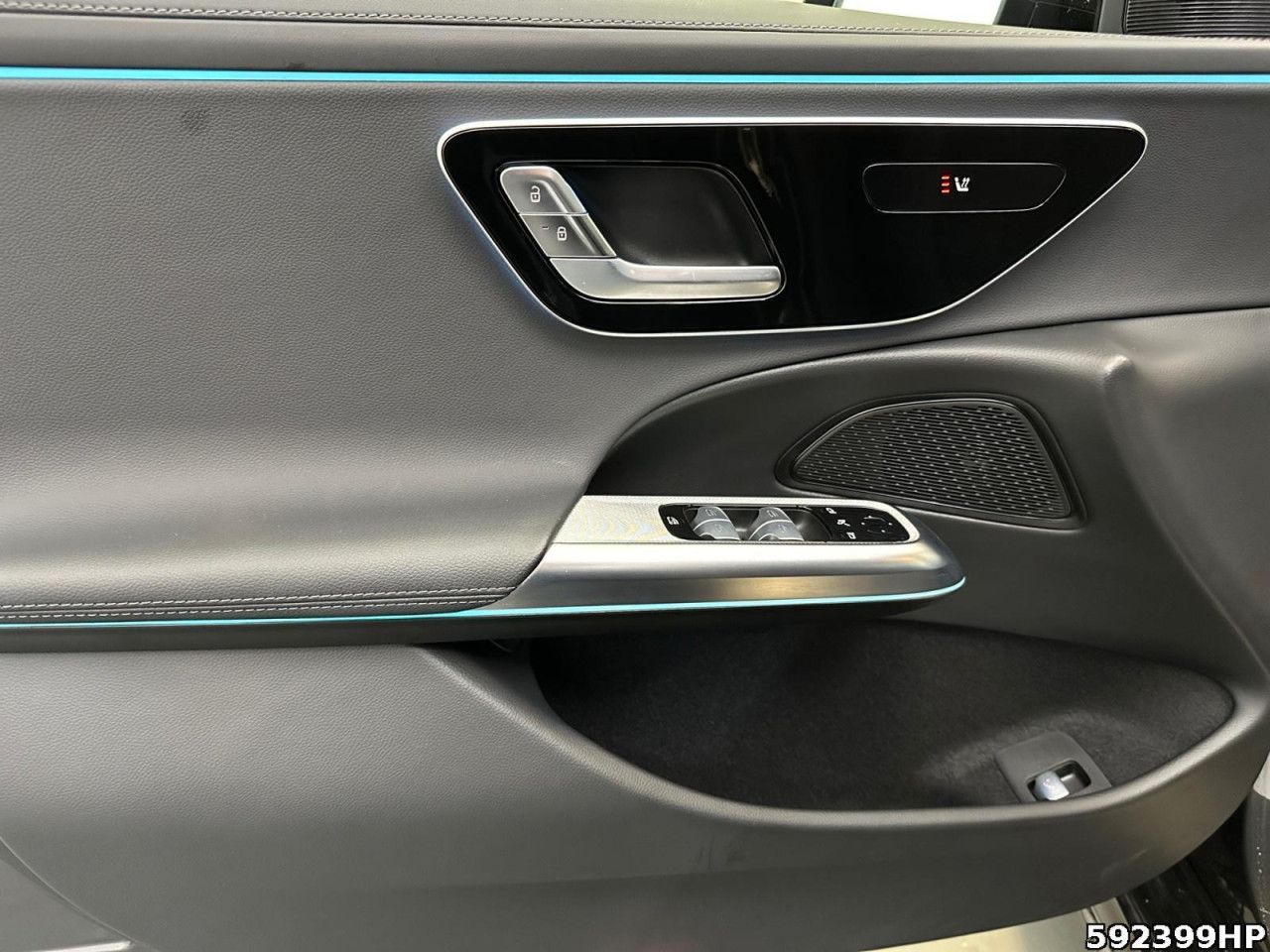 Mercedes-Benz E-Klasse – Bild 9