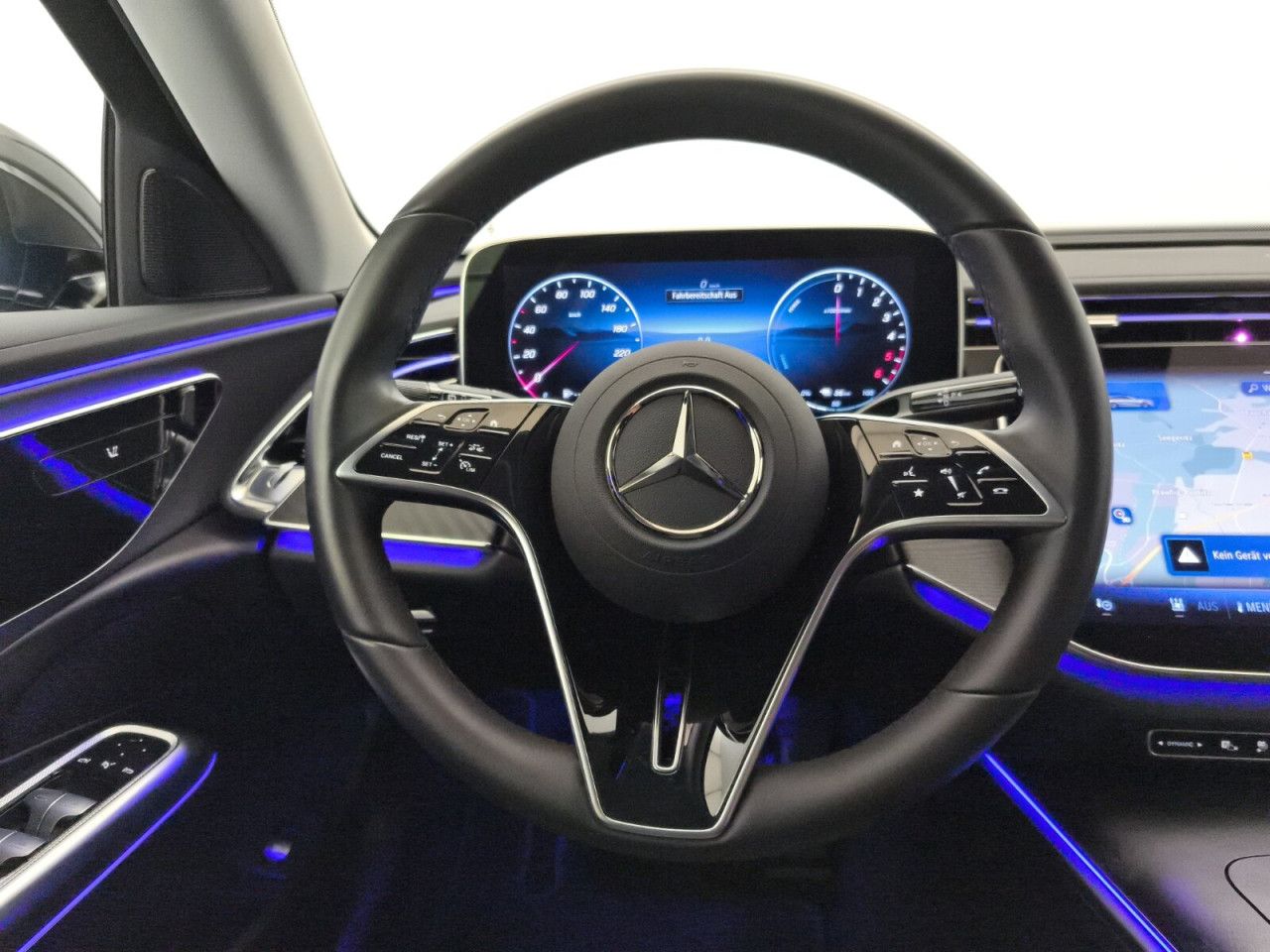 Mercedes-Benz E-Klasse – Bild 14