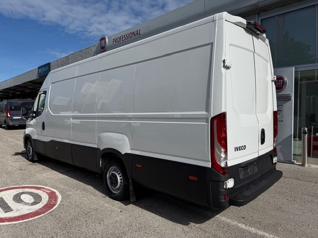 IVECO | Daily 35S16