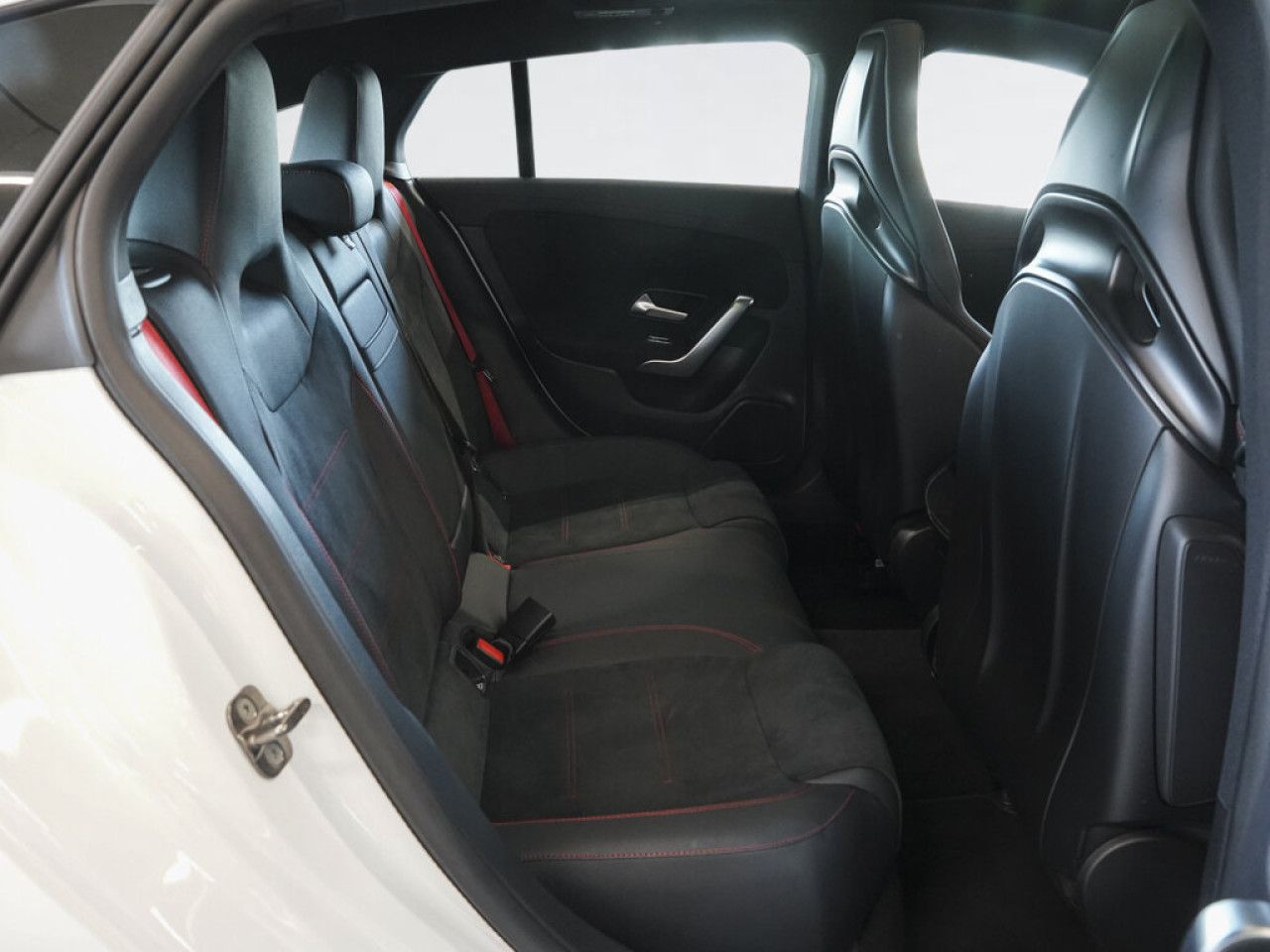 Mercedes-Benz CLA – Bild 6