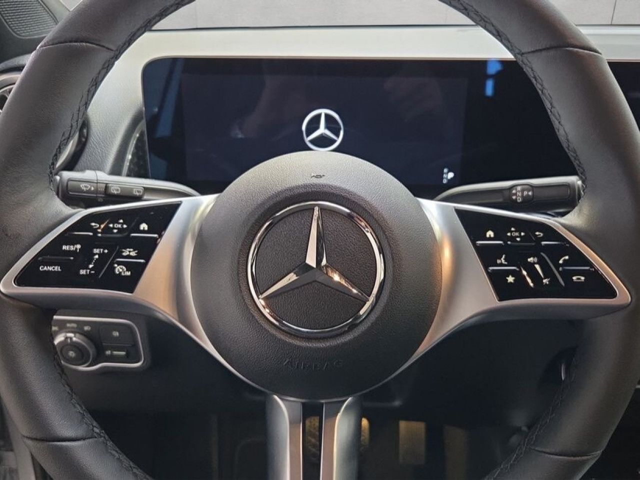 Mercedes-Benz GLB – Bild 10