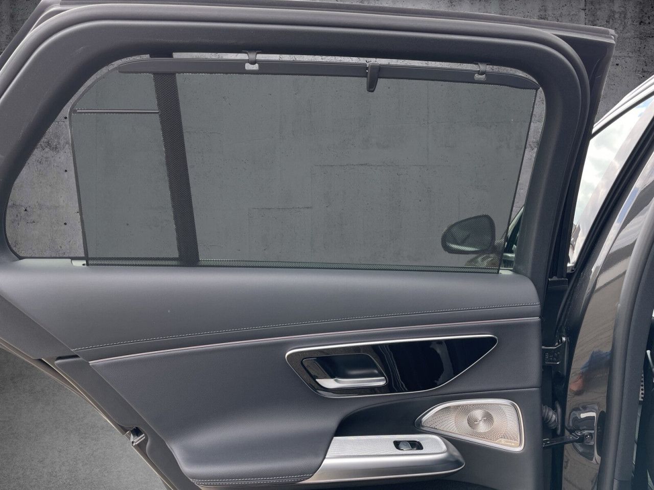 Mercedes-Benz E-Klasse – Bild 16