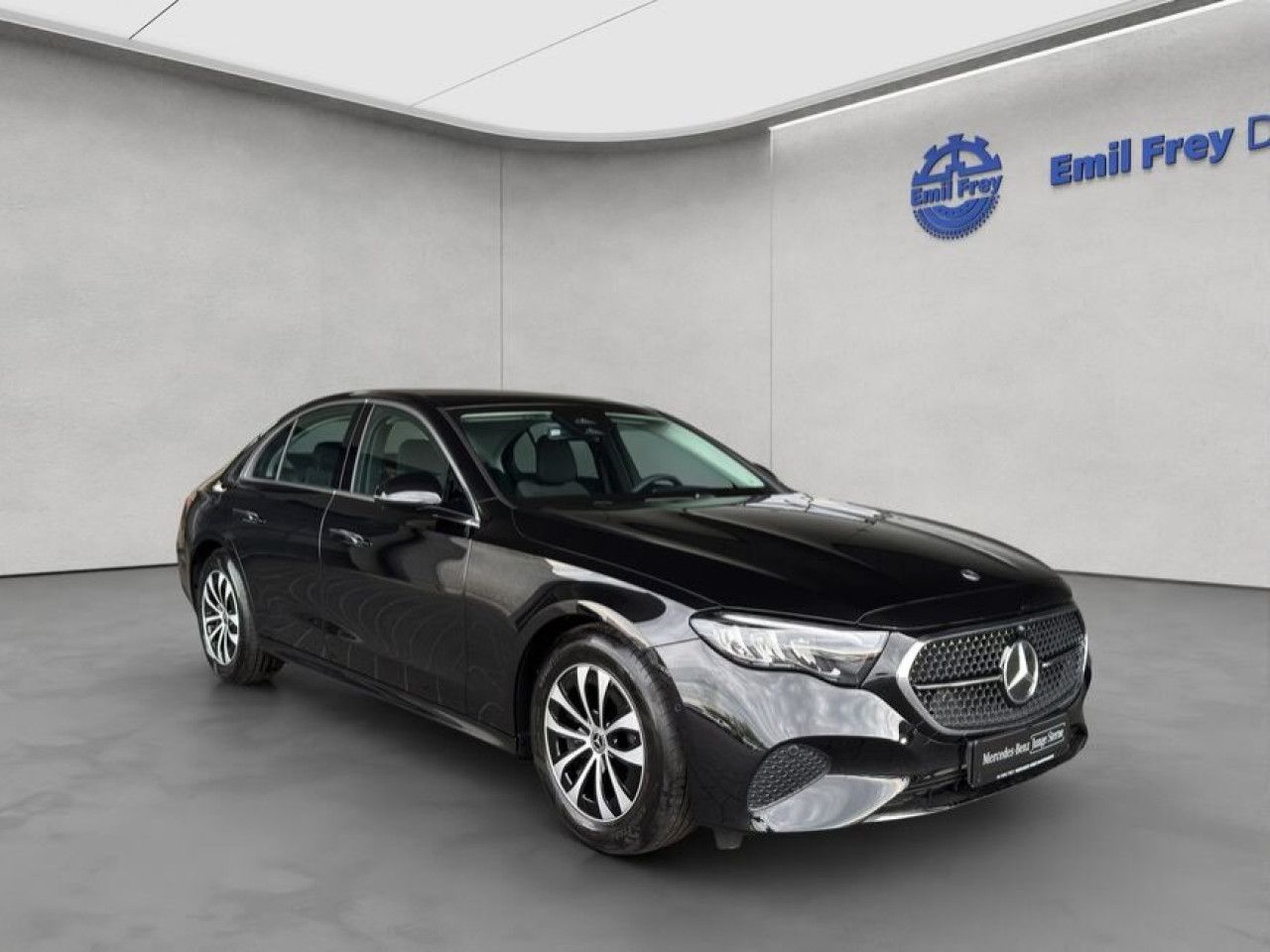 Mercedes-Benz E-Klasse – Bild 8