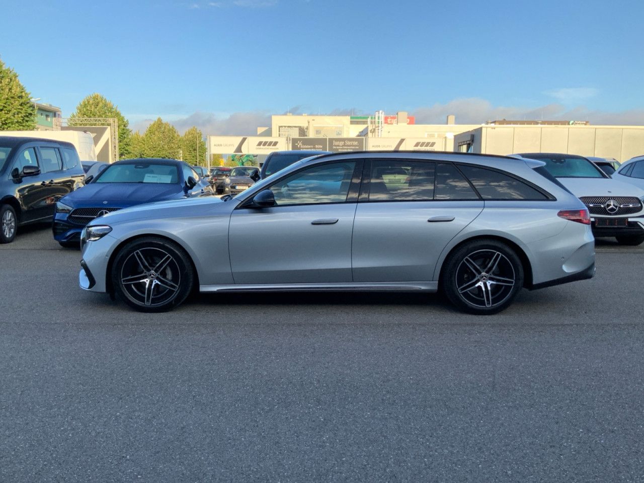 Mercedes-Benz E-Klasse – Bild 17