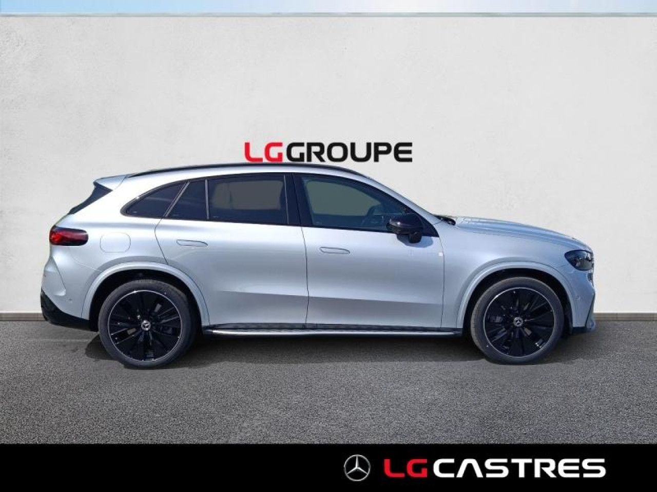 Photo du v&eacute;hicule 8 / 18